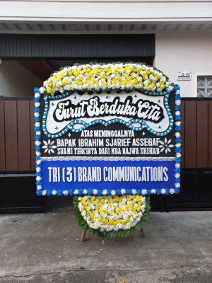 Papan Bunga Duka di Tingkir